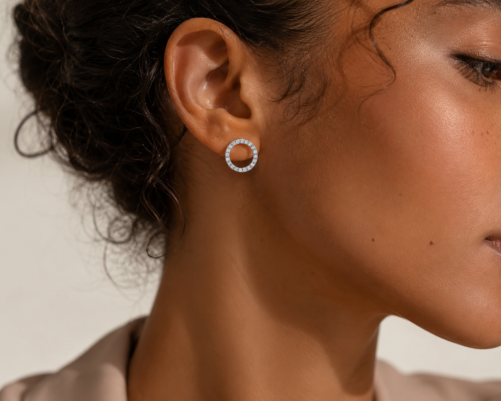 Roundy Halo Studs